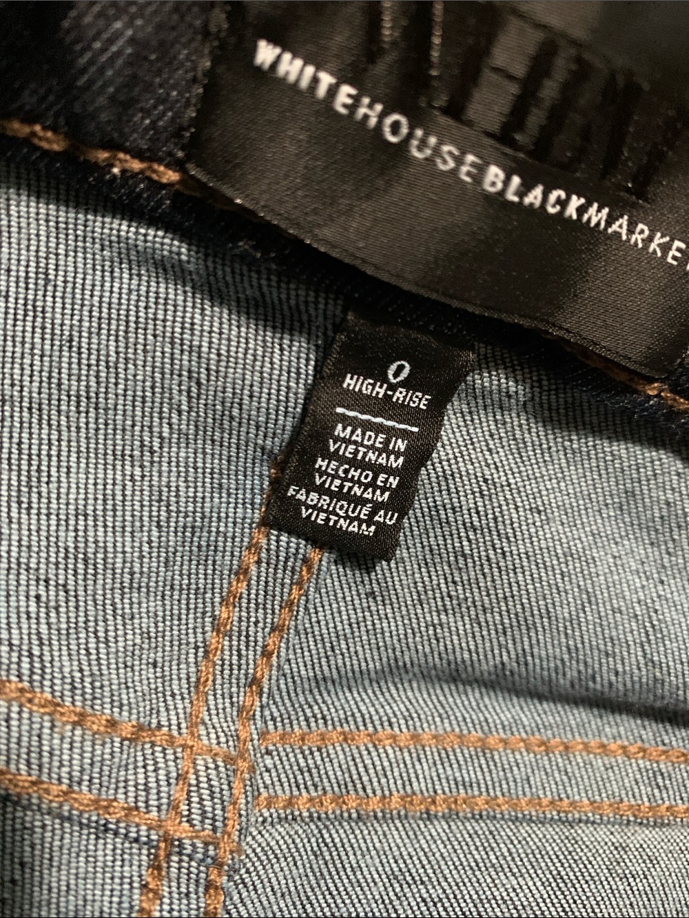 White House Black Market Women's Skinny Jeans - Dark Blue Wash - Picture 4 of 4